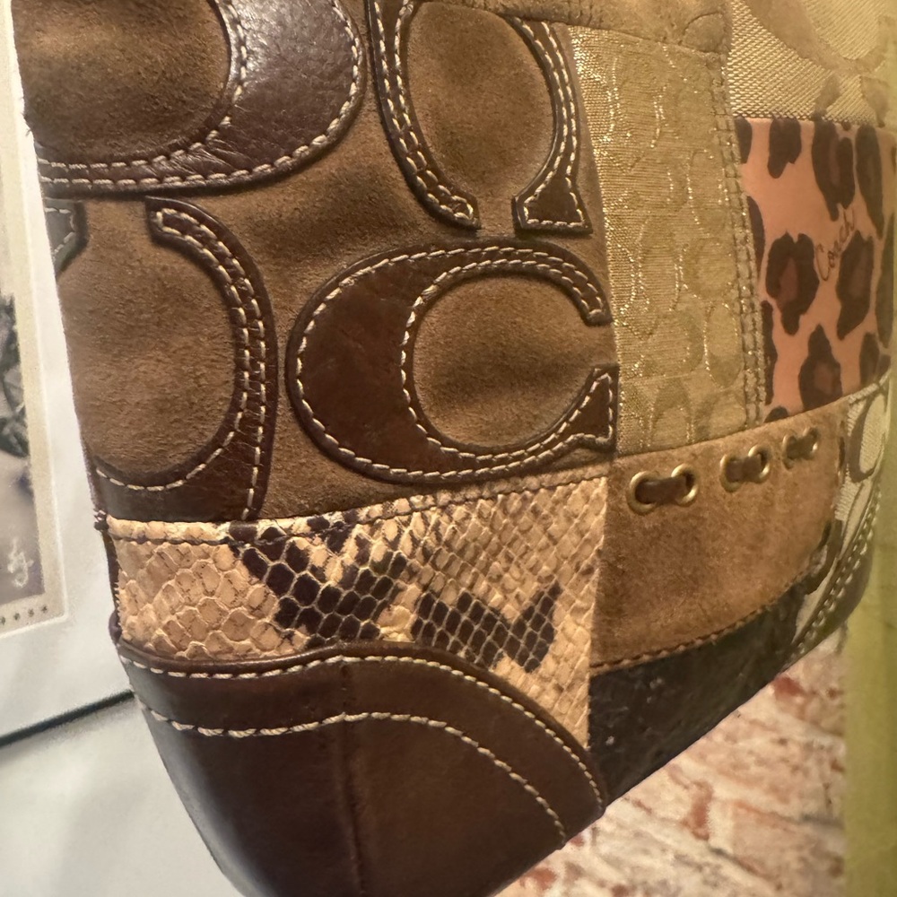 SOLD LIVE! RARE 2007 Coach Brown Animal Print Patchwork Crossbody/Shoulder Bag - Picture 7 of 17